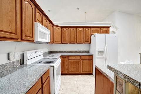 5825 NW Zenith Drive, Port St. Lucie FL - photo 16 of 61