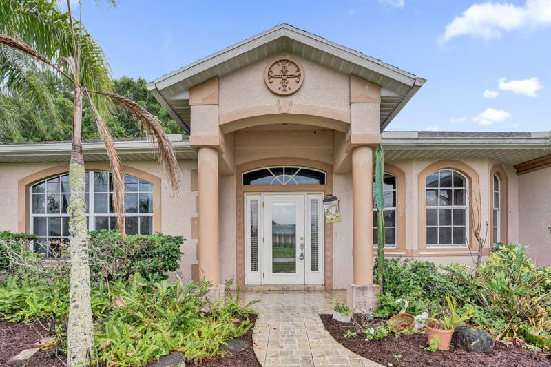 3 bedroom Single Family Residence at 5825 NW Zenith Drive, Port St Lucie Section 44, Port St. Lucie — photo 2