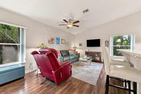4788 Cypress Drive, Boynton Beach FL - photo 11 of 37