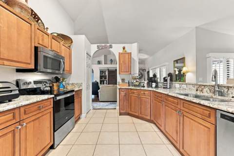 4788 Cypress Drive, Boynton Beach FL - photo 14 of 37