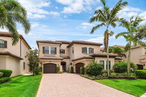 8658 Lewis River Road, Delray Beach FL - photo 9 of 81