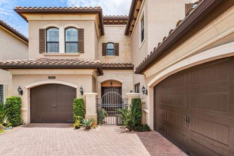 8658 Lewis River Road, Delray Beach FL - photo 10 of 81