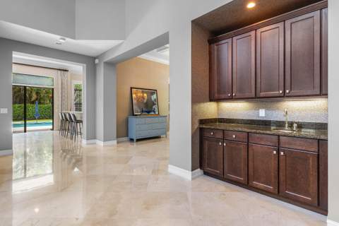 8658 Lewis River Road, Delray Beach FL - photo 12 of 81