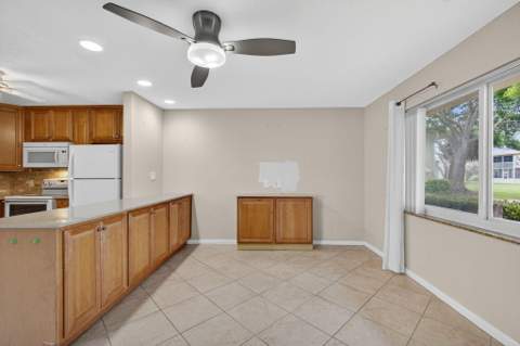 221 Coventry J, West Palm Beach FL - photo 6 of 52