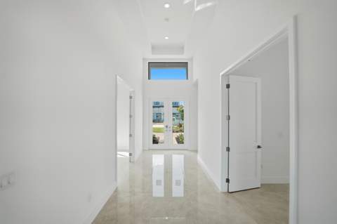10241 Canter Creek Court, Lake Worth FL - photo 19 of 51
