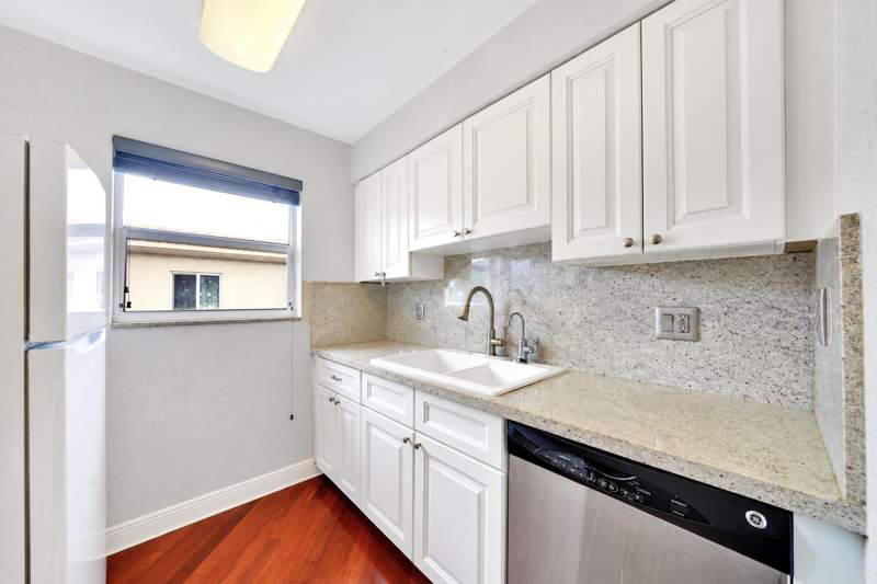 2 bedroom Condominium at 2701 Middle River Drive #11, Park Ridge North Apts Condo, Fort Lauderdale — photo 5