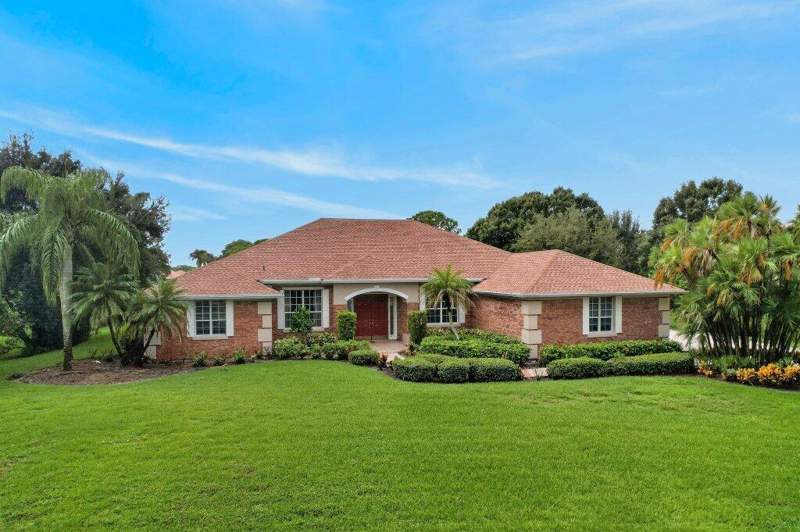 3 bedroom Single Family Residence at 4752 SW Bimini Circle, Evergreen, Mid-Rivers, Palm City — photo 4