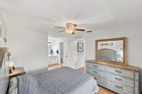 2446 SE Garden Terrace #302, Port St. Lucie FL - photo 14 of 40