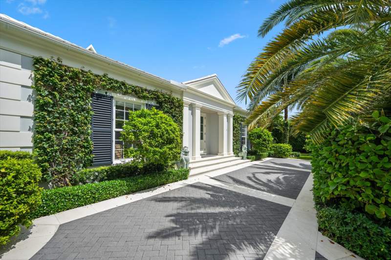 4 bedroom Single Family Residence at 209 Sandpiper Drive, Dodge Estates, Palm Beach — photo 2