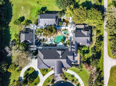 8549 Surrey Lane, Boca Raton FL - photo 11 of 104