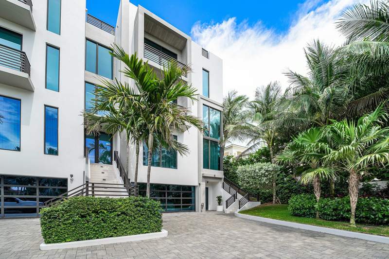 5 bedroom Townhouse at 3621 S Ocean Boulevard #6, 3621 South Ocean Villas Condo, Highland Beach — photo 2