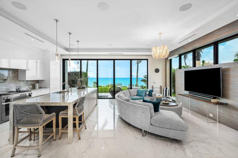 4 bedroom Townhouse at 3621 S Ocean Boulevard #6, 3621 South Ocean Villas Condo, Highland Beach — photo 4