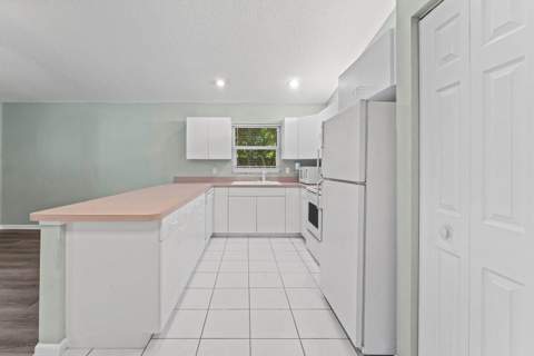 6333 Ungerer Street, Jupiter FL - photo 6 of 29