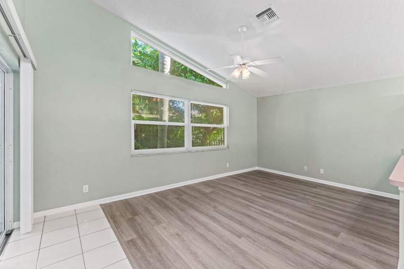 3 bedroom Single Family Residence at 6333 Ungerer Street, North Palm Beach Heights, Jupiter — photo 4