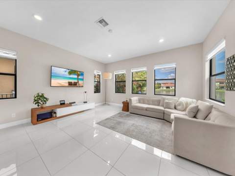 11965 S Baypoint Circle, Parkland FL - photo 21 of 66