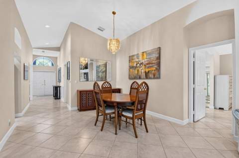 9864 Arbor View Drive, Boynton Beach FL - photo 6 of 45