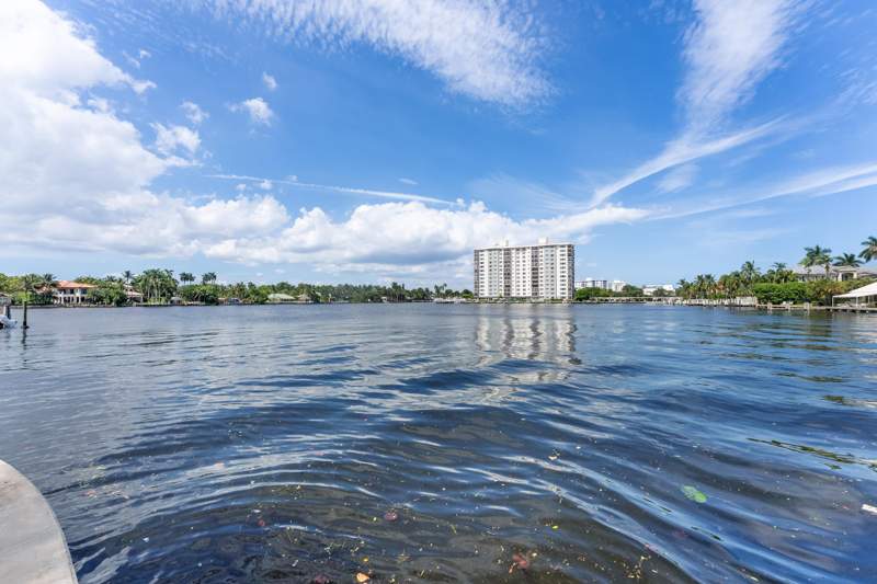 2 bedroom Condominium at 990 Casuarina Road #4, Waterview Apts Condo, Delray Beach — photo 3