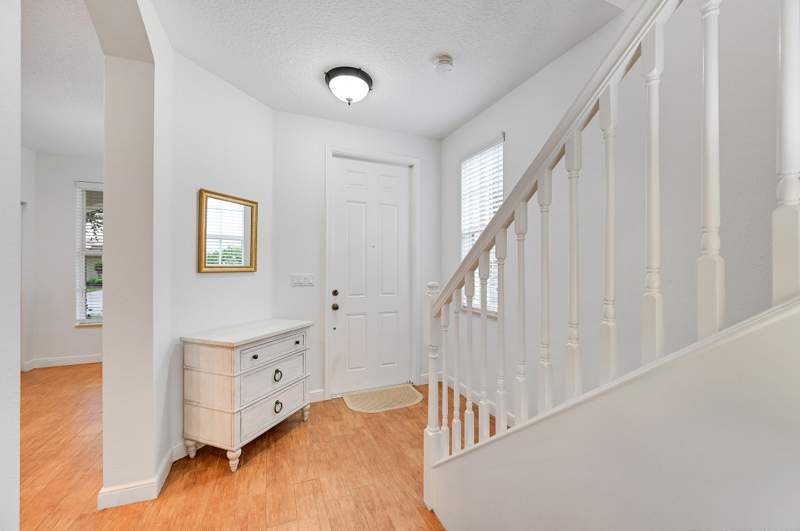 3 bedroom Single Family Residence at 654 Castle Drive, Evergrene, Palm Beach Gardens — photo 2