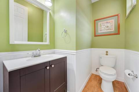 654 Castle Drive, Palm Beach Gardens FL - photo 10 of 35