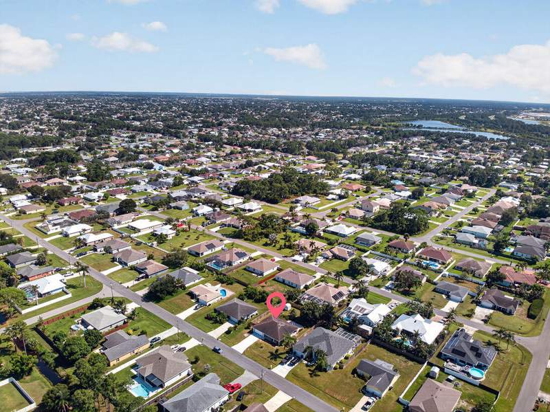 3 bedroom Single Family Residence at 1874 SW Capehart Avenue, Port St Lucie Section 7, Port St. Lucie — photo 5