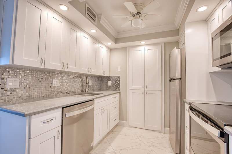 1 bedroom Condominium at 111 Briny Avenue #610, Pompano Beach Club Condo, Pompano Beach — photo 1