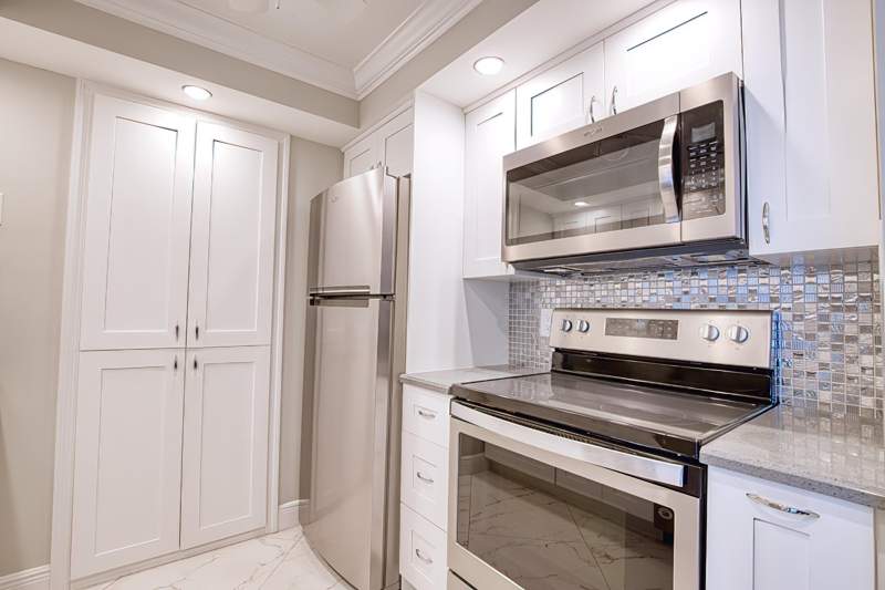 1 bedroom Condominium at 111 Briny Avenue #610, Pompano Beach Club Condo, Pompano Beach — photo 5