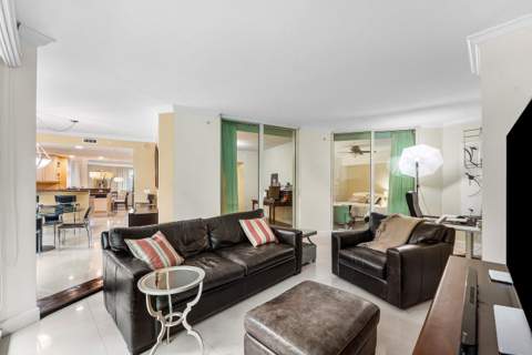 411 N New River Drive #401, Fort Lauderdale FL - photo 8 of 47