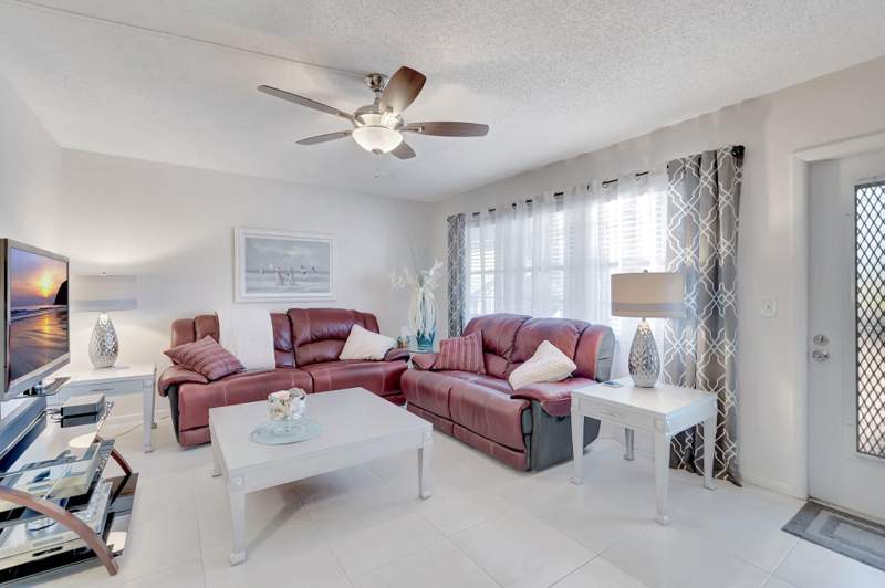 1 bedroom Condominium at 2051 Cambridge C, Cambridge C Condo, Deerfield Beach — photo 2