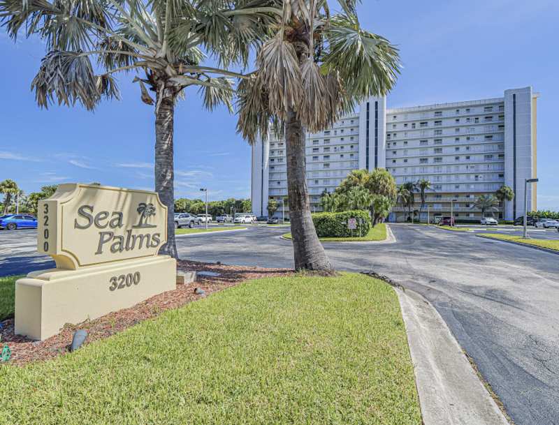 2 bedroom Condominium at 3200 N Highway A1A #1004, Sea Palms Condominium, Hutchinson Island — photo 1