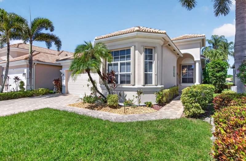 3 bedroom Single Family Residence at 6955 Fairway Lakes Drive, Aberdeen 25, Boynton Beach — photo 3