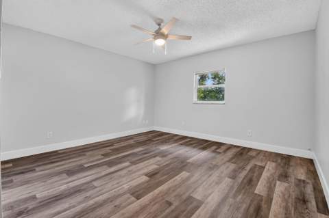 1025 W 7th Street, Riviera Beach FL - photo 23 of 31