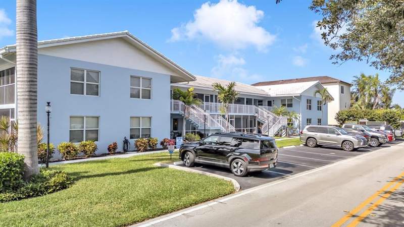 2 bedroom Condominium at 2835 NE 28th Avenue #1, Randall Terrace Condo, Lighthouse Point — photo 3