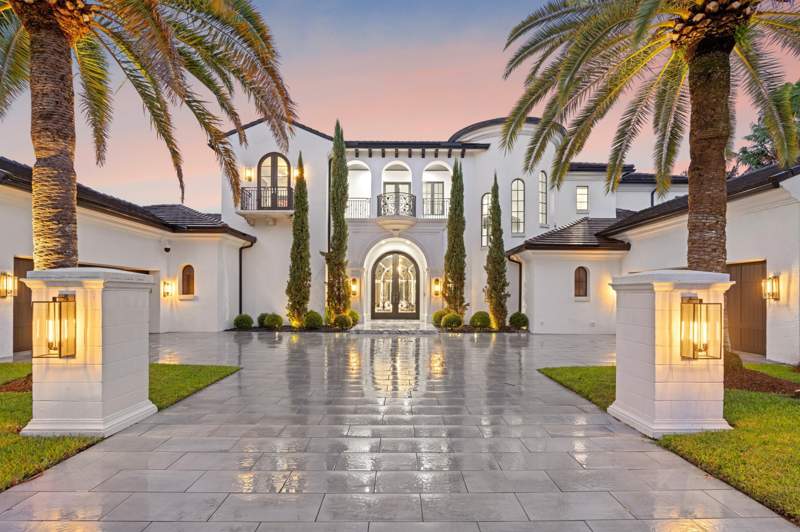 5 bedroom Single Family Residence at 111 Via Palacio, Mirasol, Palm Beach Gardens — photo 5