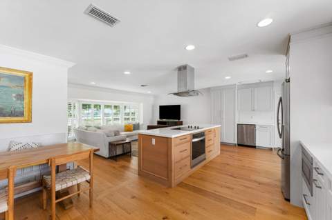 817 Anchorage Drive, North Palm Beach FL - photo 8 of 59