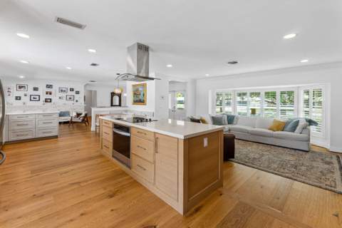 817 Anchorage Drive, North Palm Beach FL - photo 10 of 59