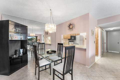 708 Sunny Pine Way #H2, Greenacres FL - photo 9 of 28