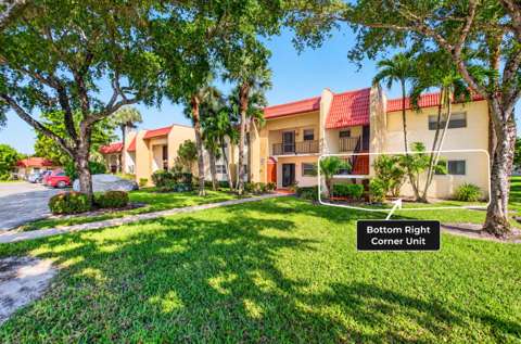 163 Lake Evelyn Drive, home for sale in West Palm Beach 33411