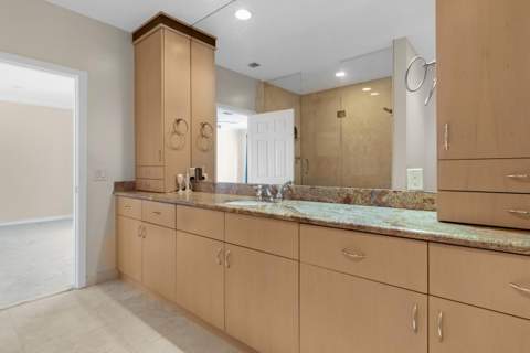 4517 NE 21st Avenue #4, Fort Lauderdale FL - photo 17 of 38