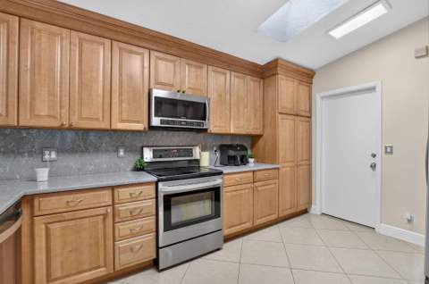 10356 Sunstream Lane, Boca Raton FL - photo 15 of 55