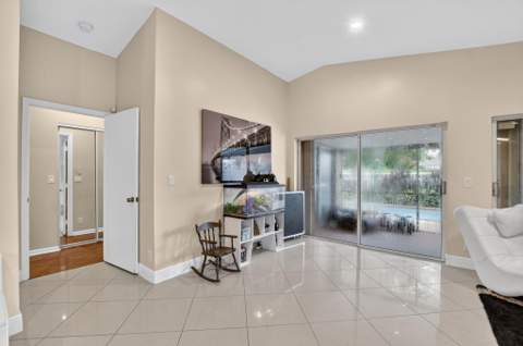 10356 Sunstream Lane, Boca Raton FL - photo 24 of 55