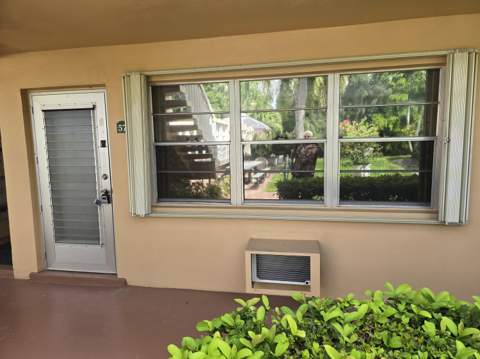 57 Camden C, West Palm Beach FL - photo 21 of 49