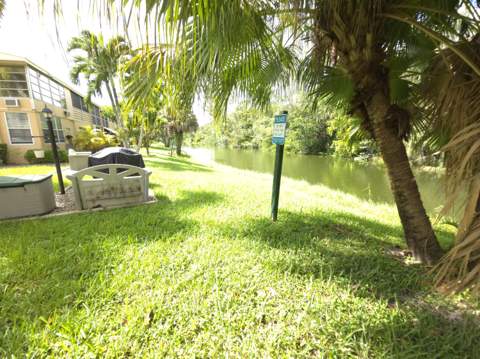 57 Camden C, West Palm Beach FL - photo 24 of 49