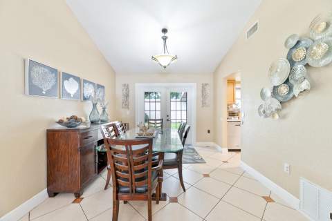 11841 NW 33rd Street, Sunrise FL - photo 9 of 37