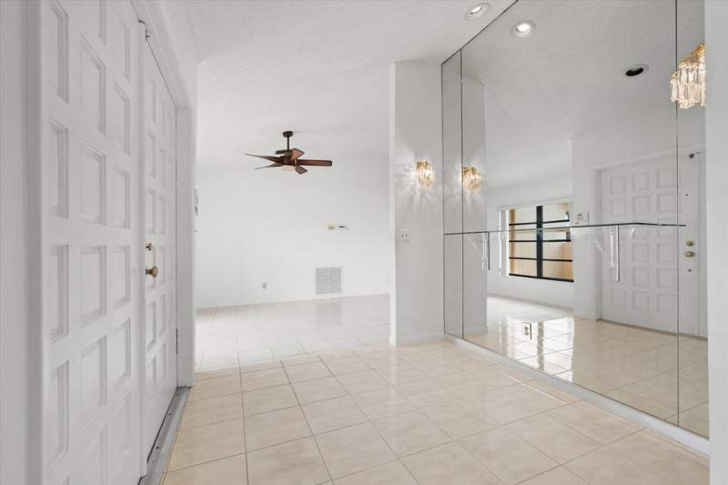 3 bedroom Single Family Residence at 10407 NW 7th Street, Nob Hill Estates 2 Sec, Plantation — photo 3