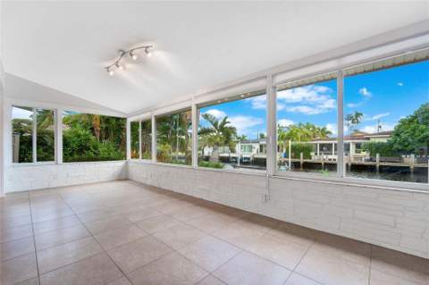2142 NE 17th Avenue, Wilton Manors FL - photo 18 of 36