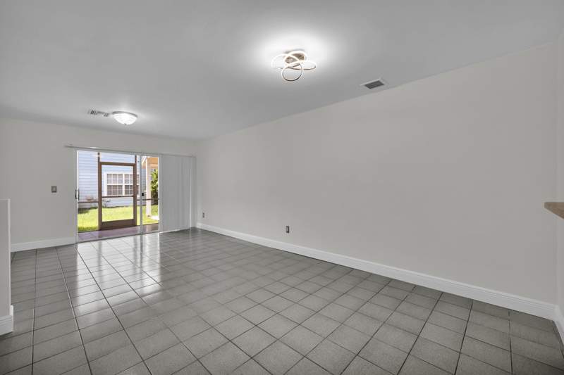 2 bedroom Townhouse at 2164 Champions Way, Rock Island Land Corp, North Lauderdale — photo 5