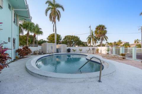 810 SE 22nd Avenue #202, Pompano Beach FL - photo 23 of 25
