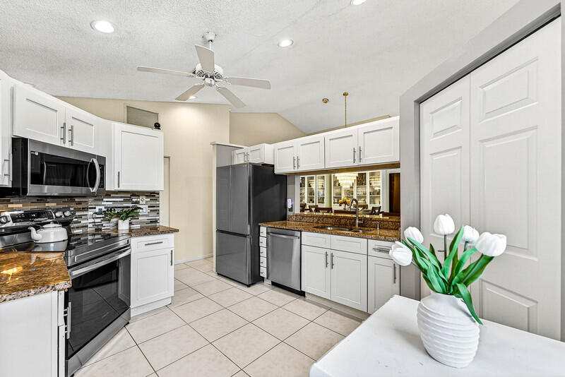 2 bedroom Villa at 7888 Lexington Club Boulevard, Lexington Club, Delray Beach — photo 1