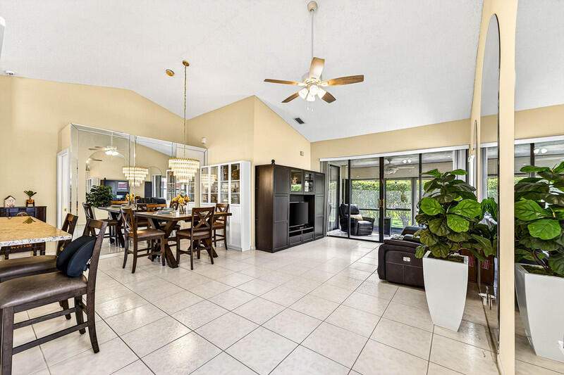 2 bedroom Villa at 7888 Lexington Club Boulevard, Lexington Club, Delray Beach — photo 4