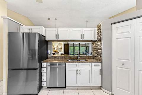 7888 Lexington Club Boulevard, Delray Beach FL - photo 8 of 23